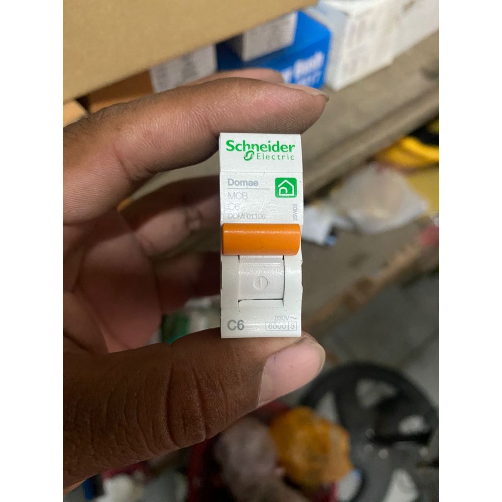 MCB 6A SCHNEIDER