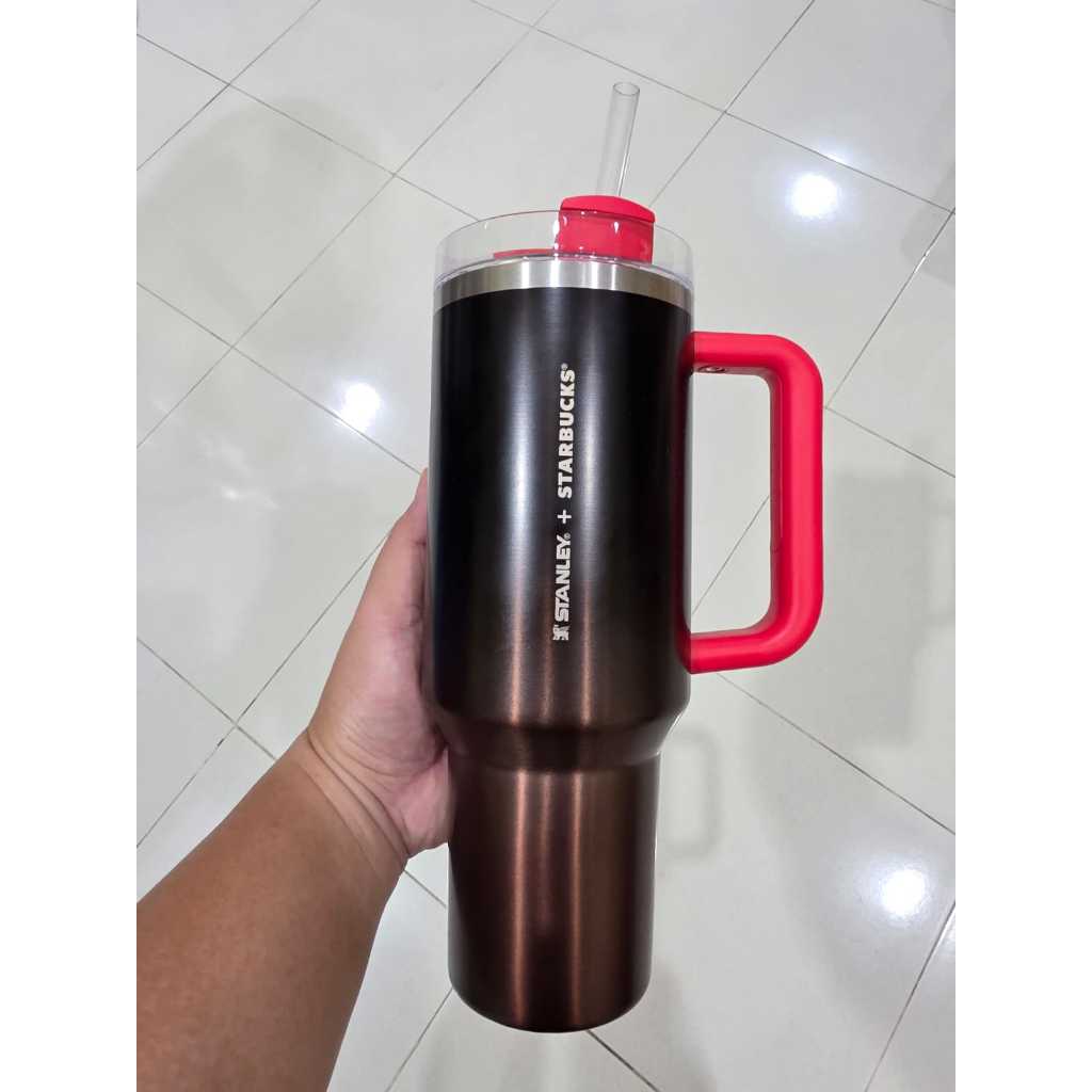 Stanley x Starbucks Lunar New Year Black/Red 40 Oz