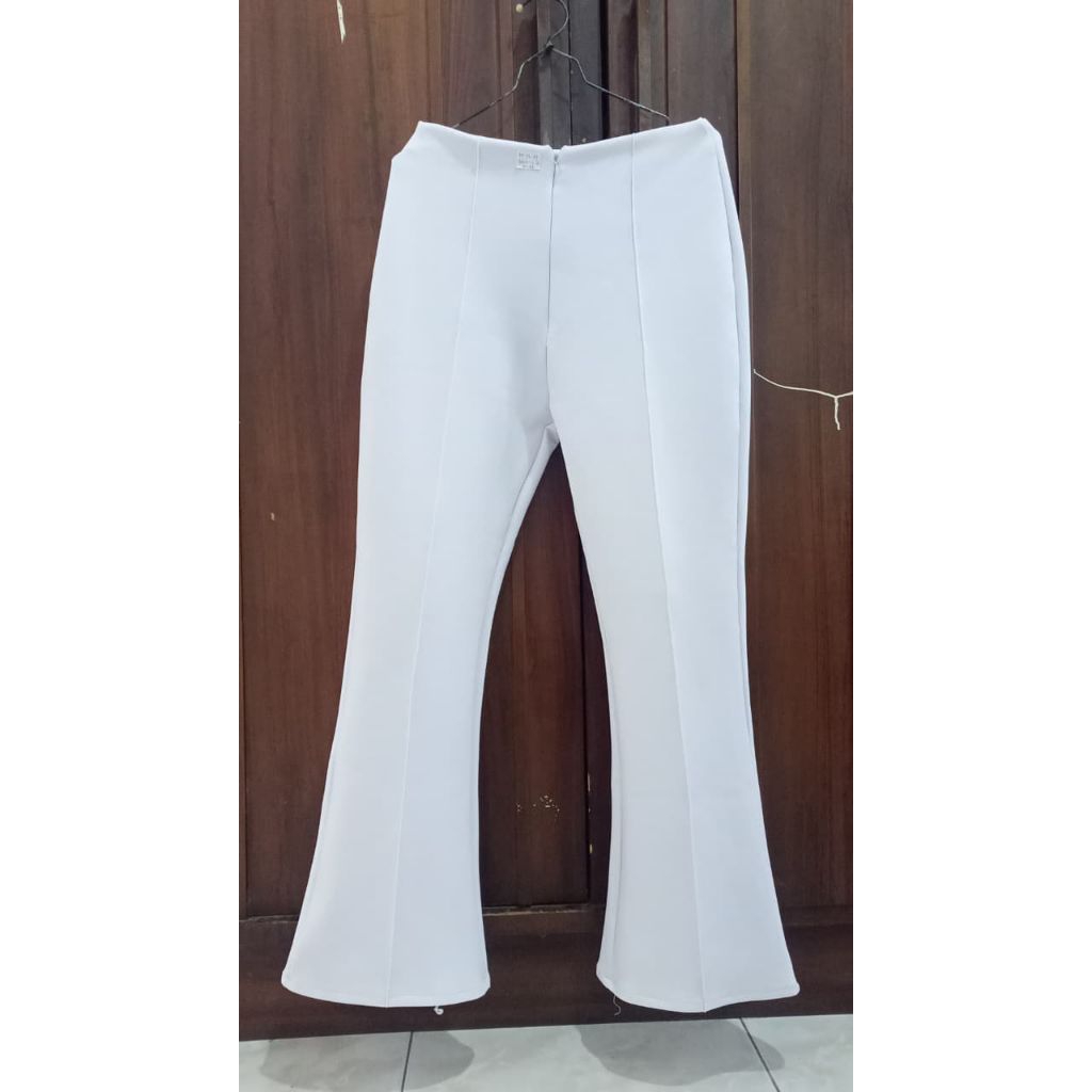 celana cutbray putih