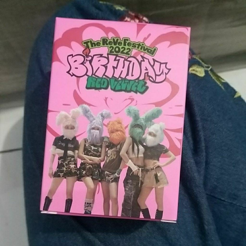 [BOOKED] Doll Keyring Irene