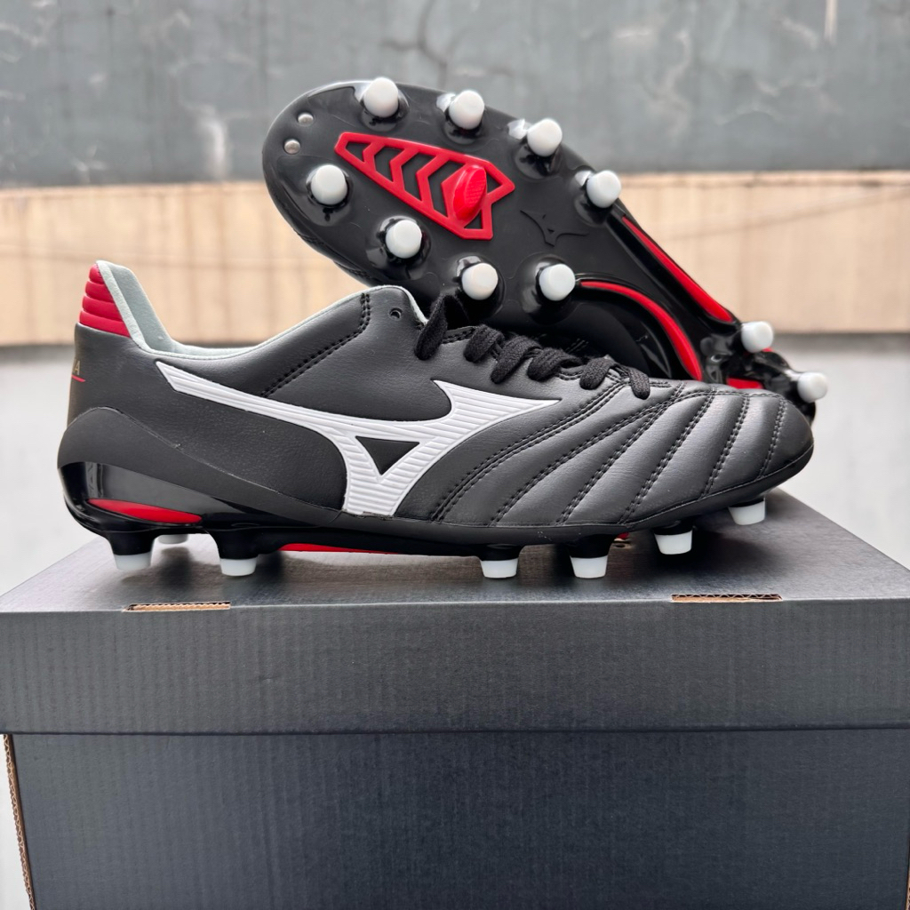 sepatu bola mizuno morelia neo II