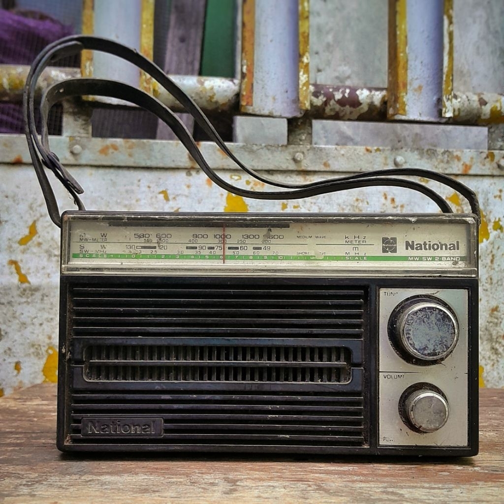 radio NATIONAL R-4250Y ON menangkap siaran klasik vintage antik klasik 113