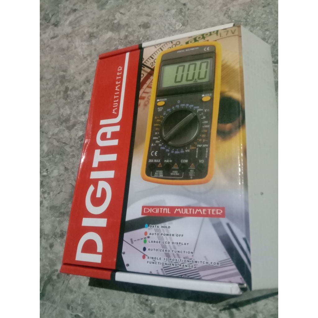 Digital multimeter DT9205A