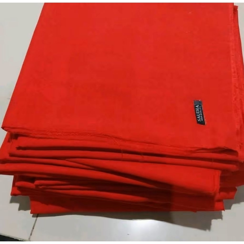 jilbab segi empat warna merah bendera merah cabe merah Agustusan