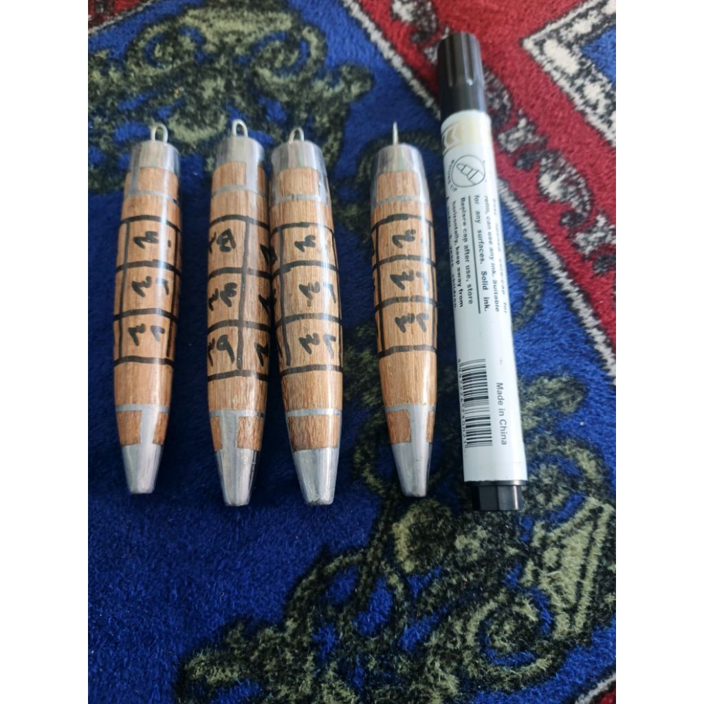 bandul kalung kayu ulin