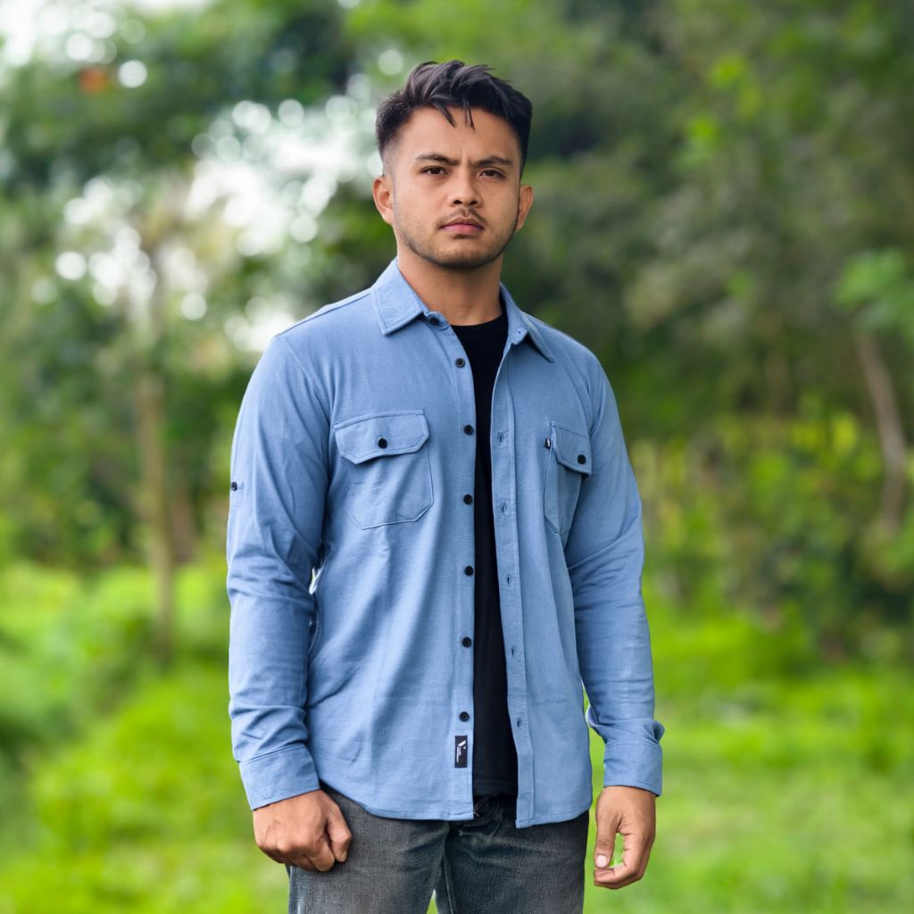 Kemeja Polos Pria Casual Biru Muda Lengan Panjang Vuxor Adventure Series - Sky Blue