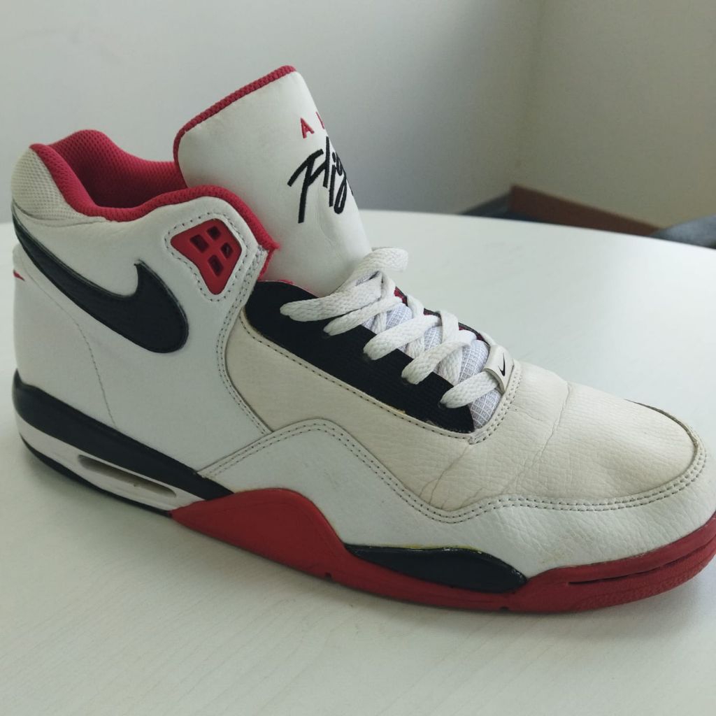 PRELOVE/SECOND 'SEPATU OLAHRAGA OUTDOOR/INDOOR/BASKET/UNISEX Size 44,5