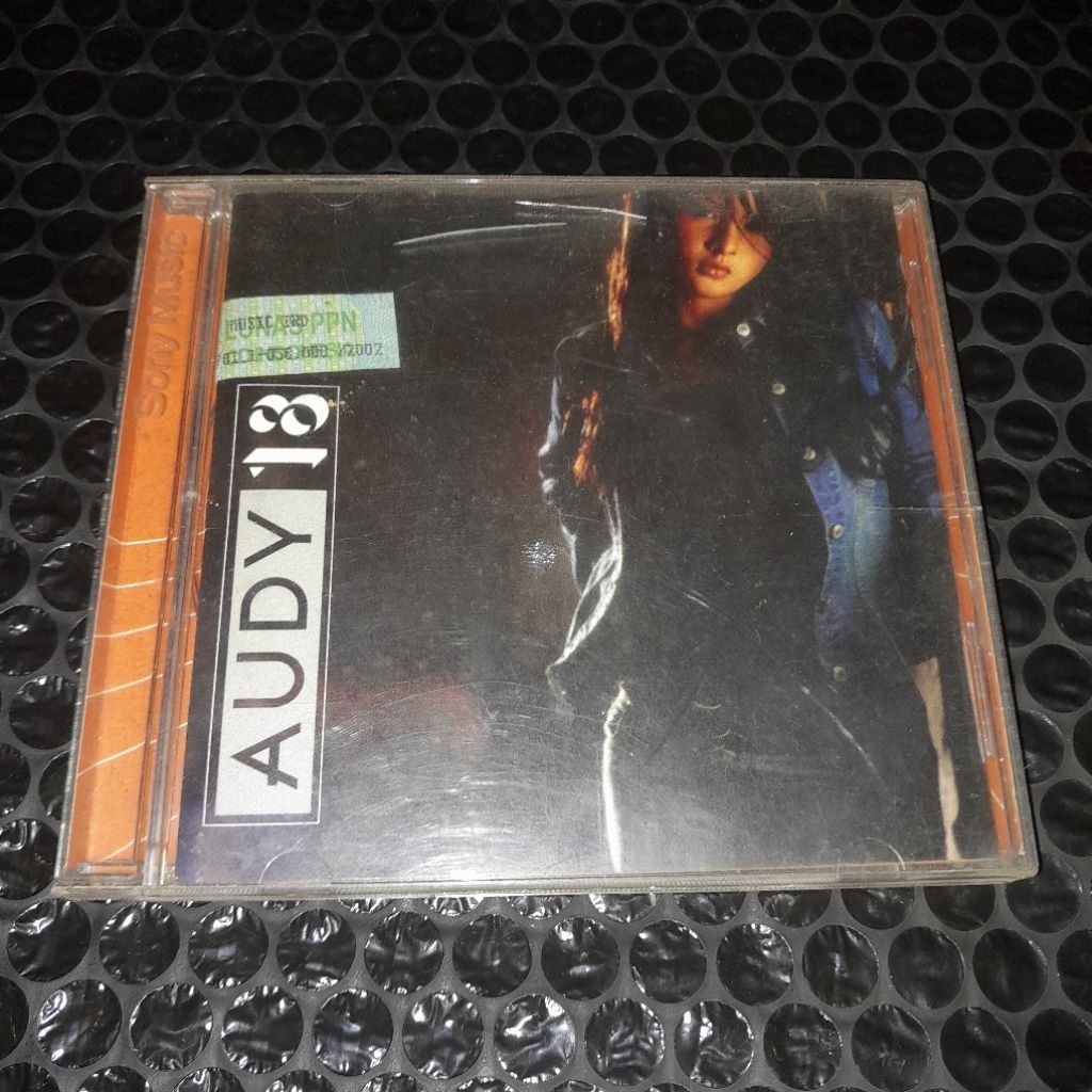 cd musik Audy 18 original