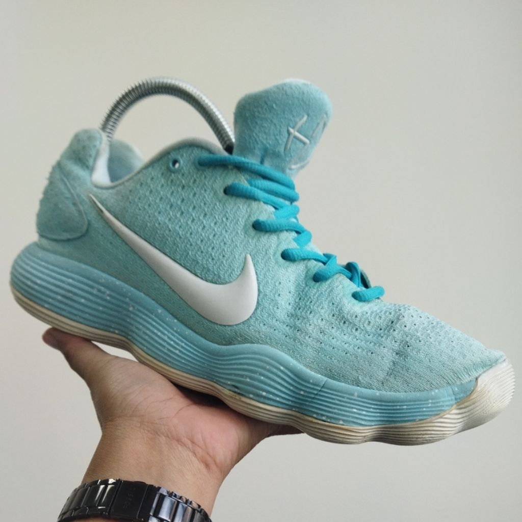 Prelove/Thrift) Sepatu Olahraga/Basket/Indoor/Second/UNISEX/Size 42 Insole 26,5 cm