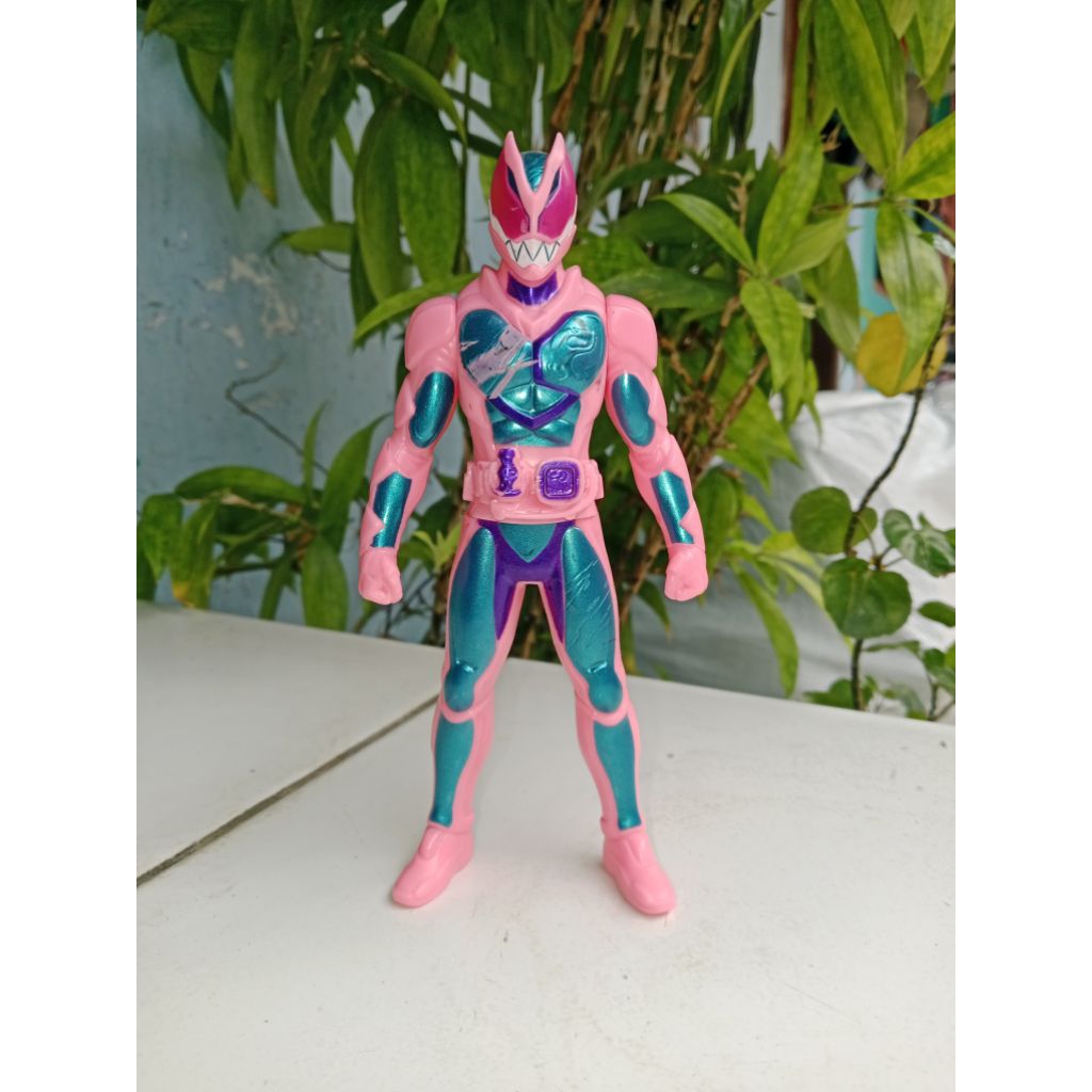 rhs kamen rider revi tinggi -+17cm ori bandai