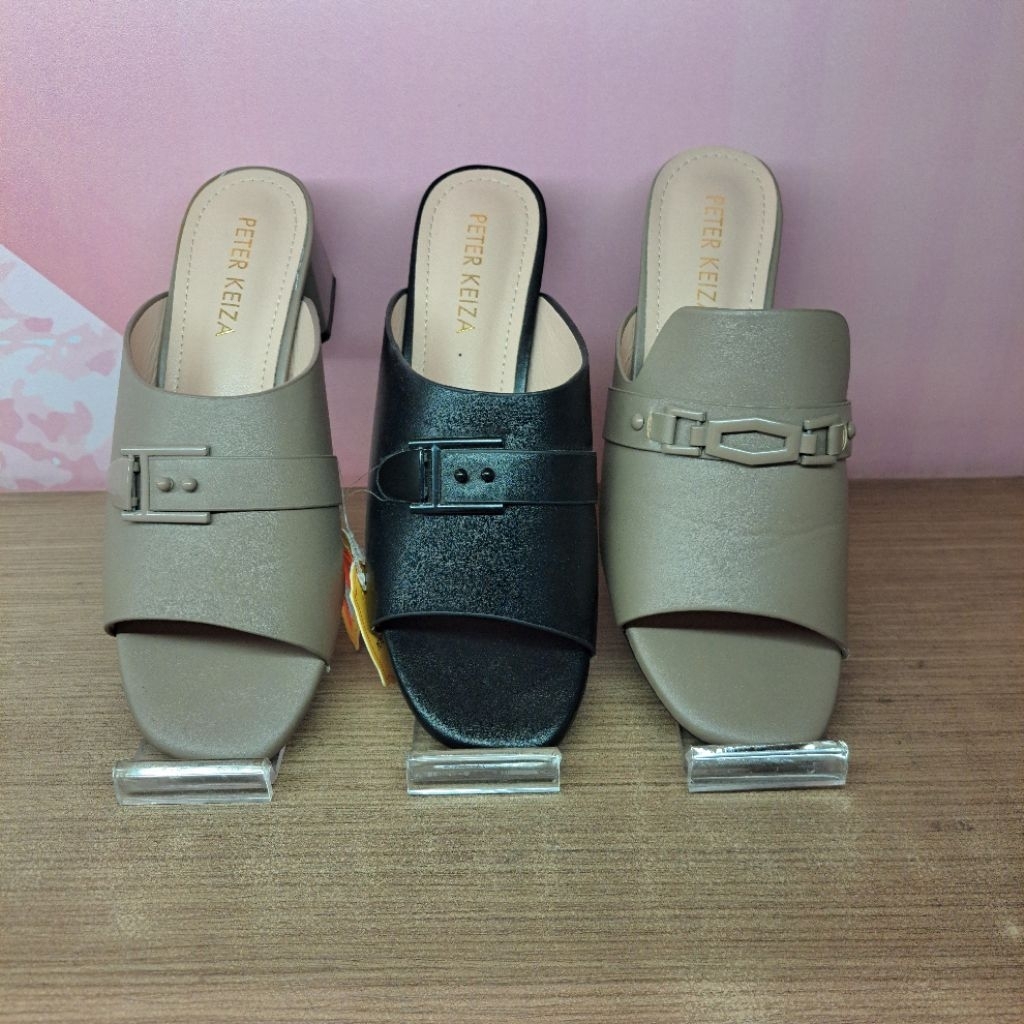 Sandal wanita PETER KEIZA