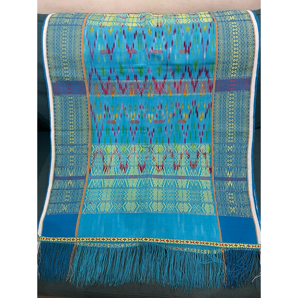 Uis Nipes Karo bahan Sutra