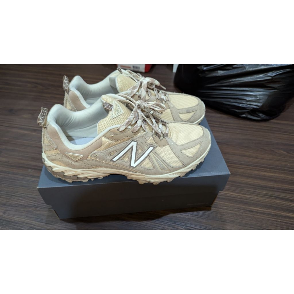 NB 610v1, like new, original, size 44 US10