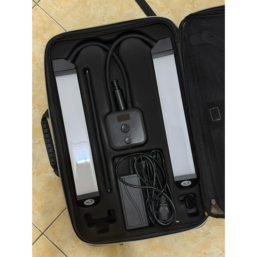 Glamlight by Cathiestuff