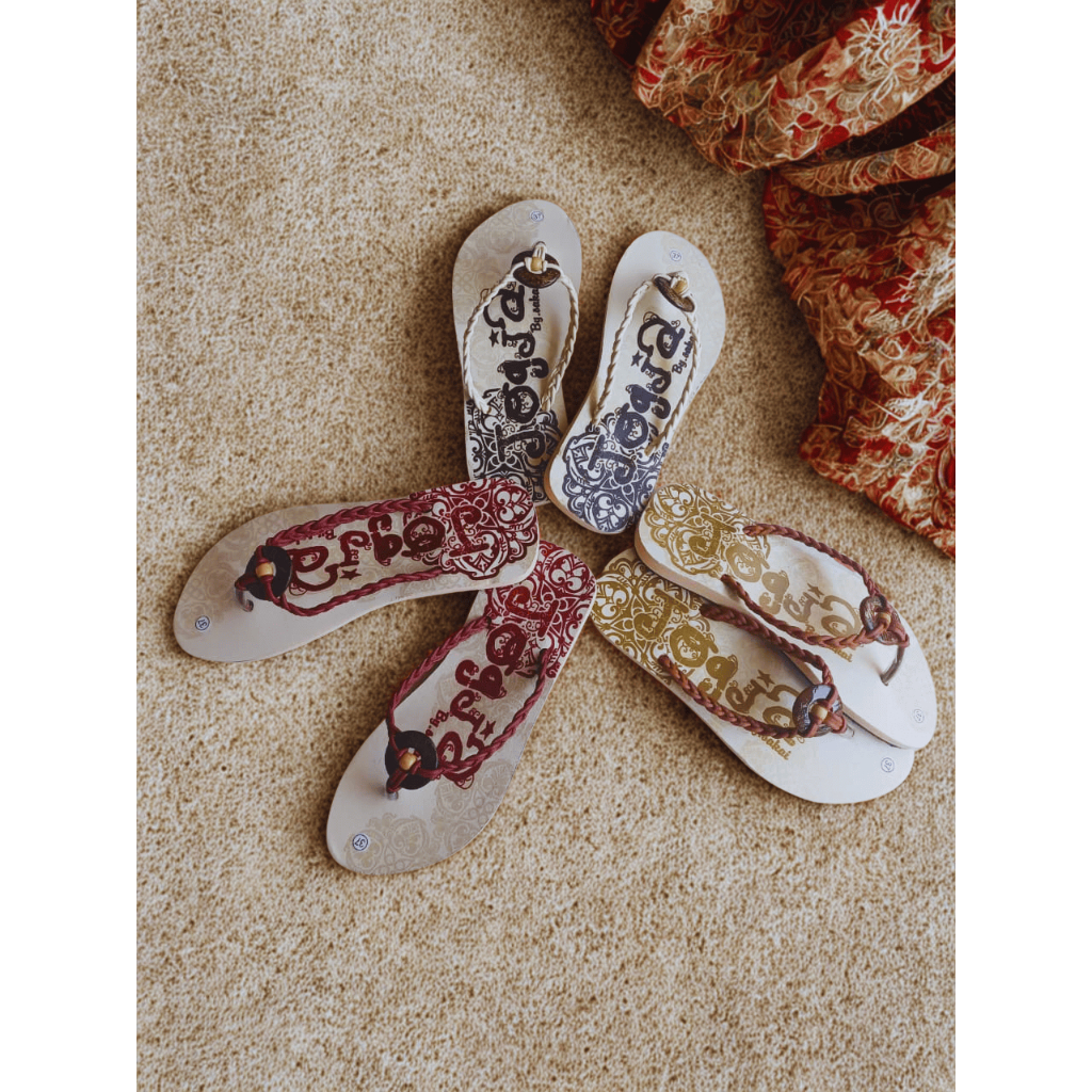 37 - 41 / Sandal Anyaman Batik Batok Kelapa / Sandal Khas Anyaman Jogja / Sandal Batik/ Sandal Anyam
