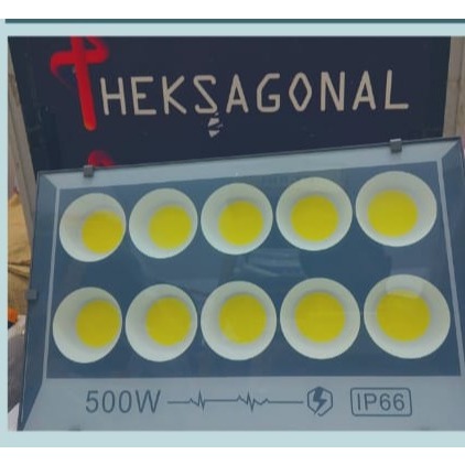 Lampu Sorot Lapang Jalan Led Lampu Tembak LED Balikpapan