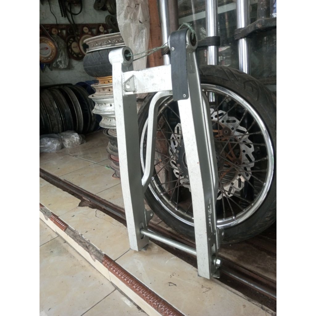 swing arm sasis rx king v rossi lengkung