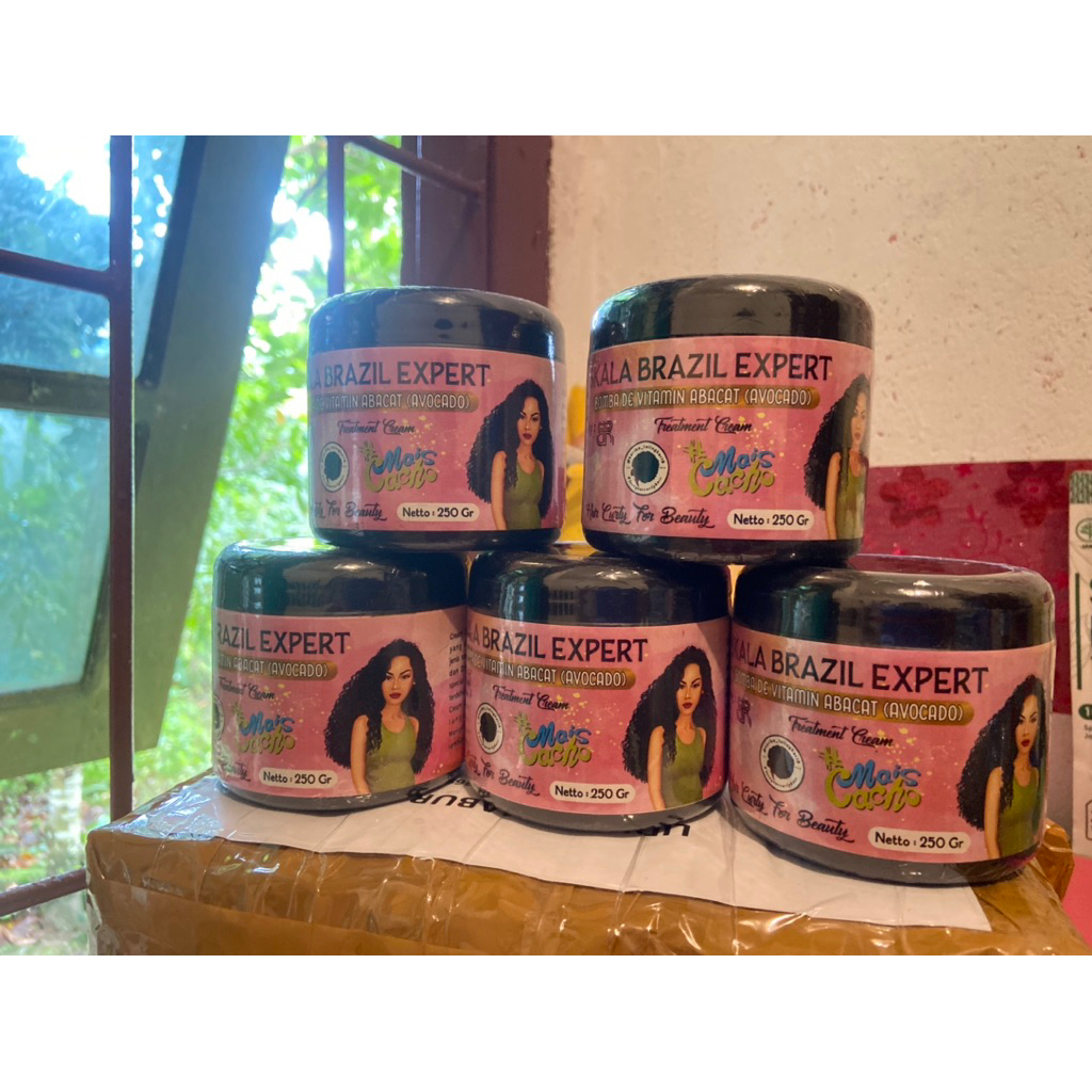 HAIR-CURLY-SKALA-BRAZIL-EXPERT-BYBR