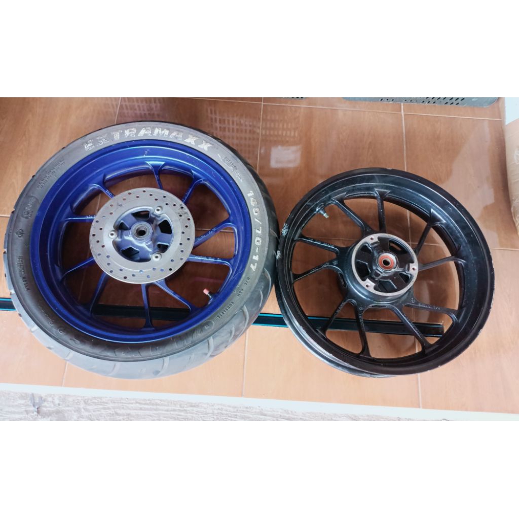 Velg set, Disc dan Ban depan belakang copotan R15V3 original