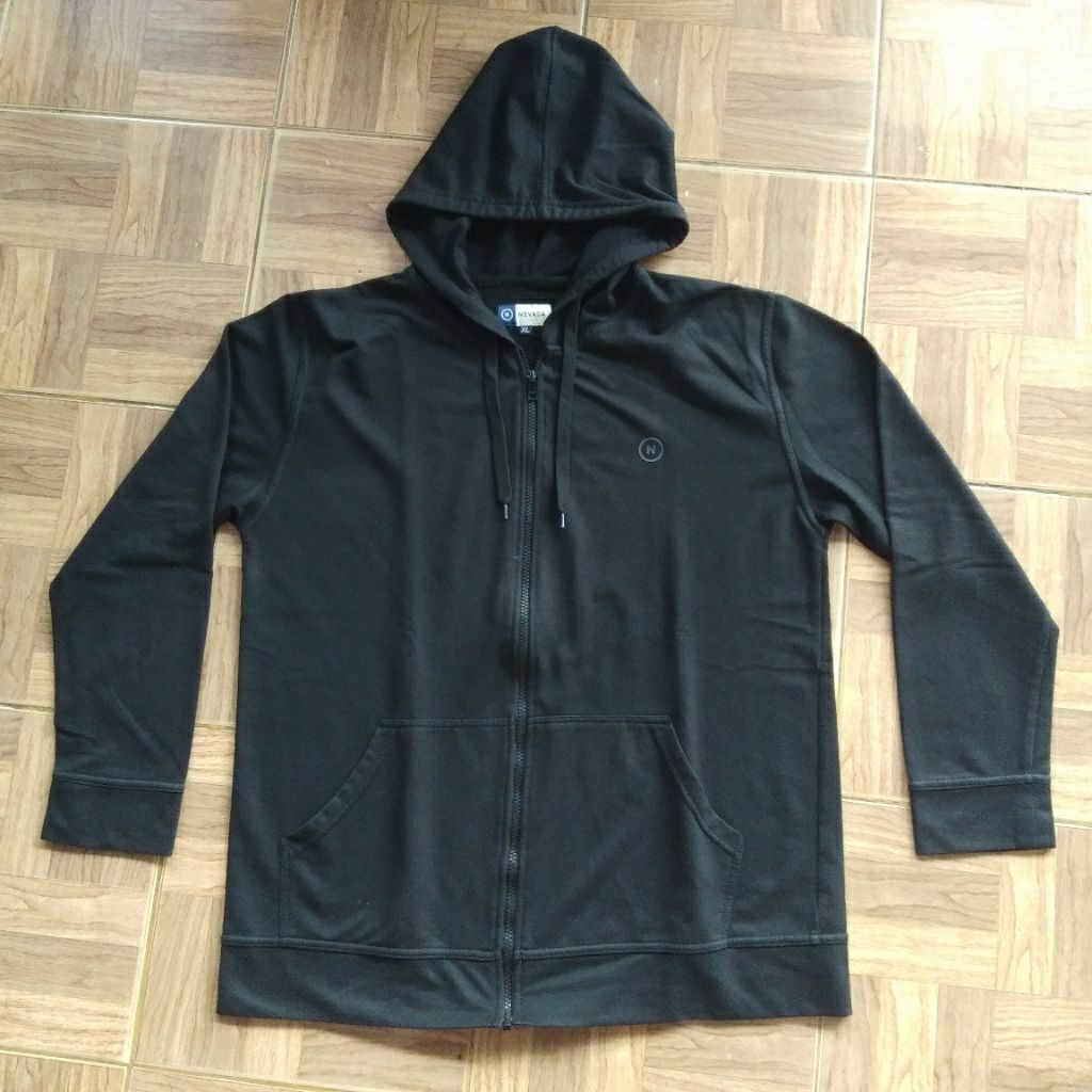 Preloved Jaket NEVADA Warna Hitam XL