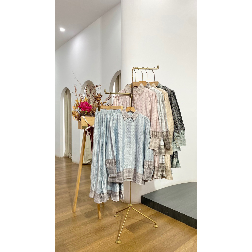 setelan motif rok plisket import