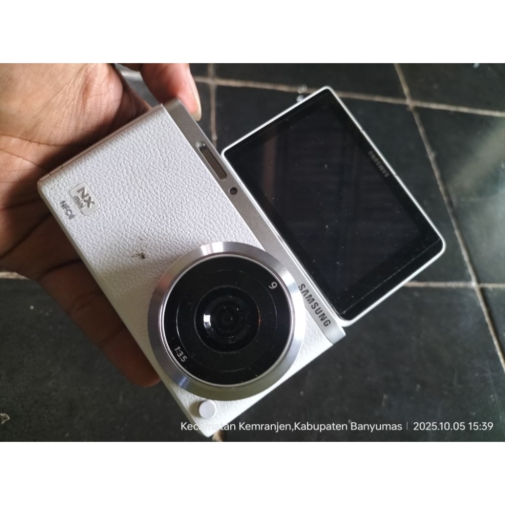 kamera Mirorless Samsung nx mini matot