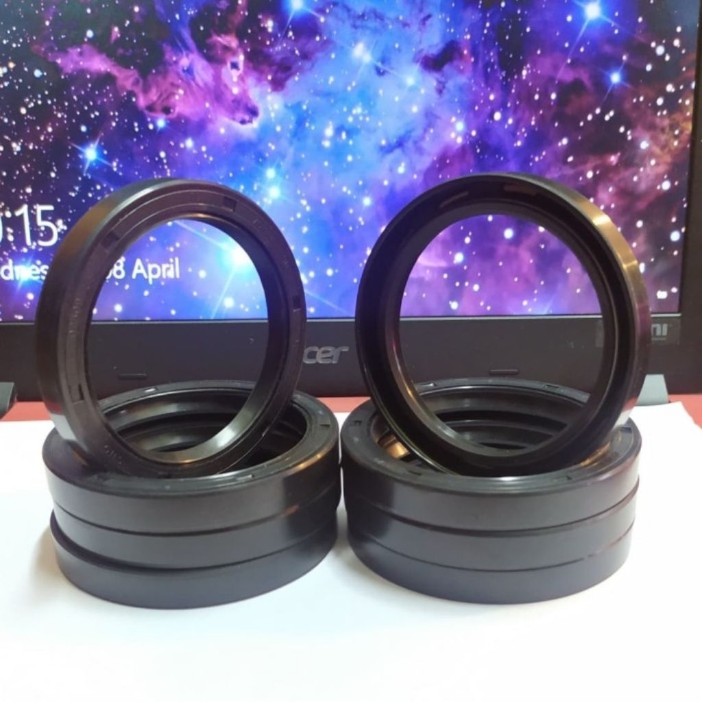 Oil Seal TC 90 120 12 NBR / Seal Oil / TC