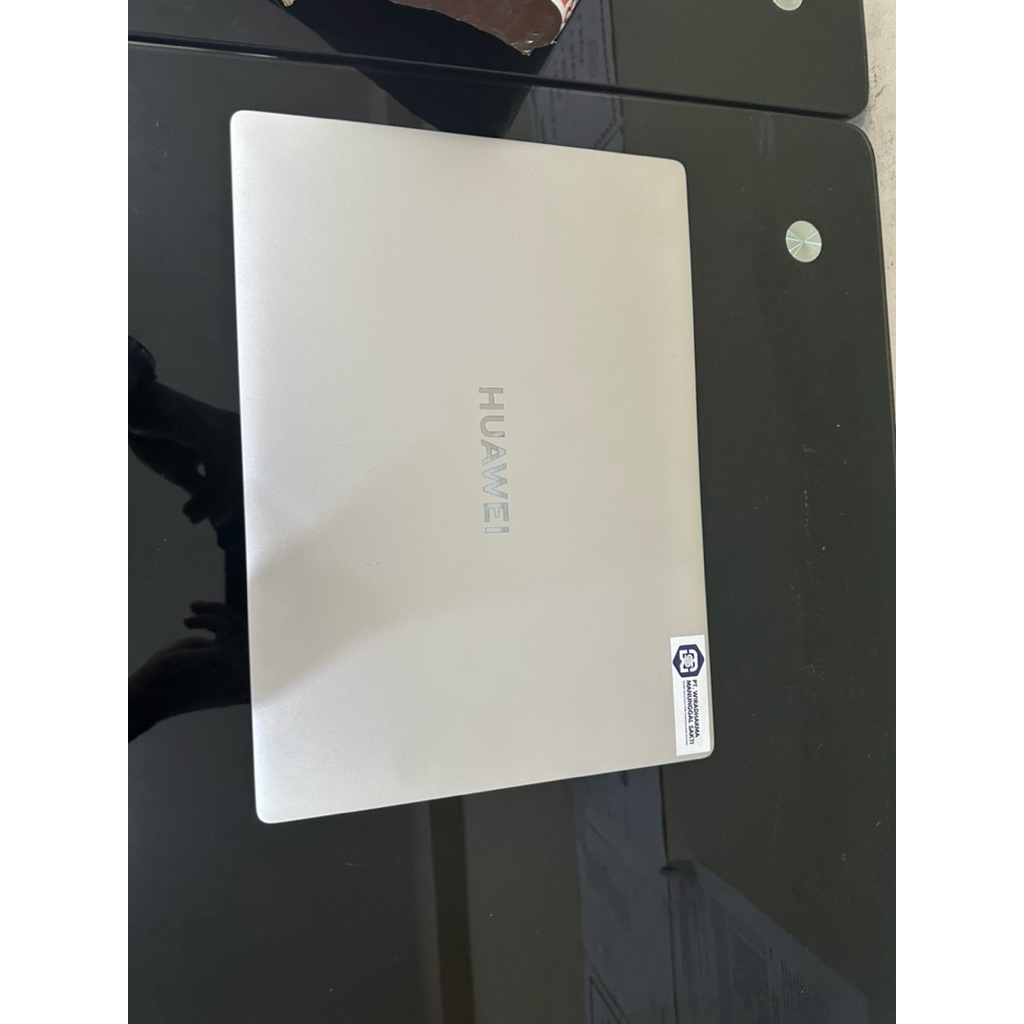 Huawei matebook D14