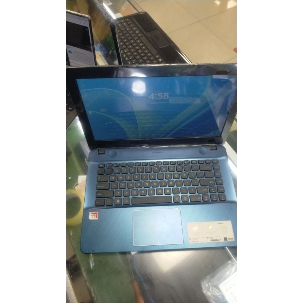 Asus x441ba AMD A4 ram 4gb