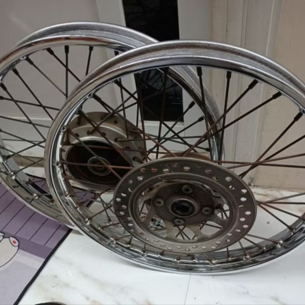 Velg pelek jari-jari 1set roda depan belakang motor honda supra 125 / karisma / revo kirana ORIGINAL