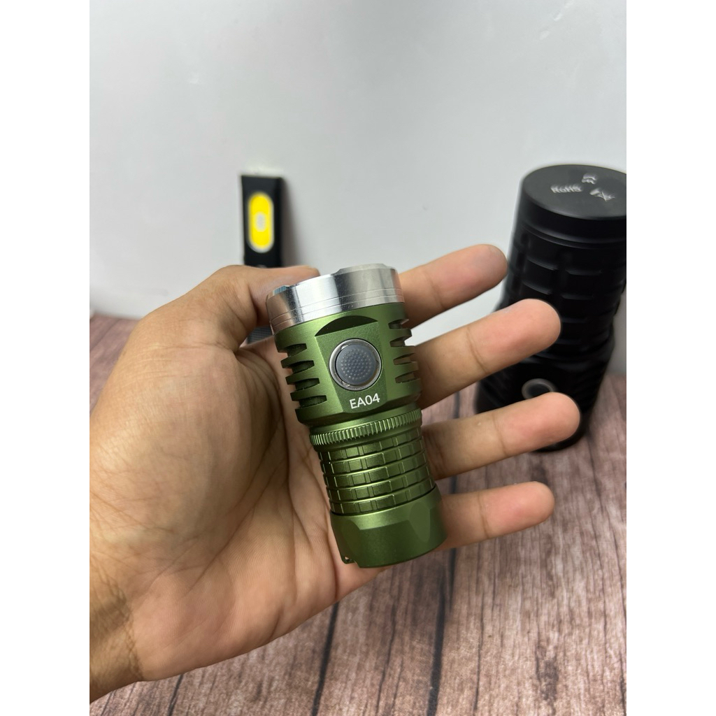 Astrolux EA04 12600 lumens koleksi pribadi