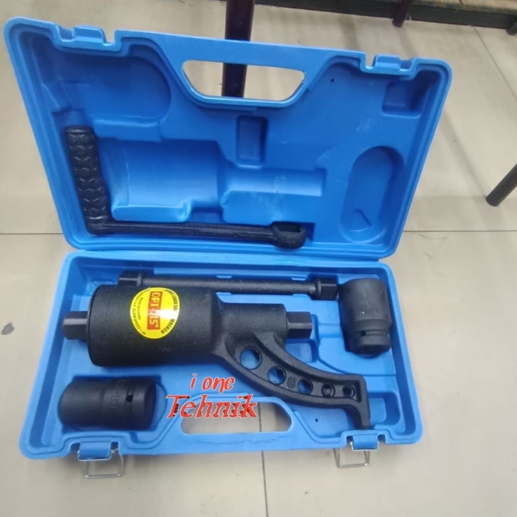 Kunci roda mobil truk labor saving wrench