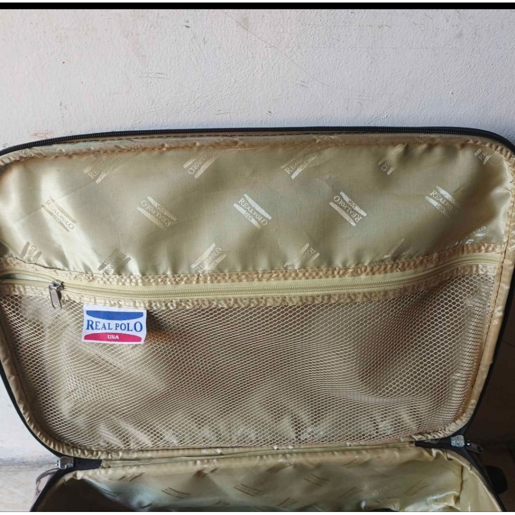 TAS KOPER MEREK REAL POLO MADE IN USA UKURAN 26 INCHI KONDISI MULUS DAN TERAWAT BAIK