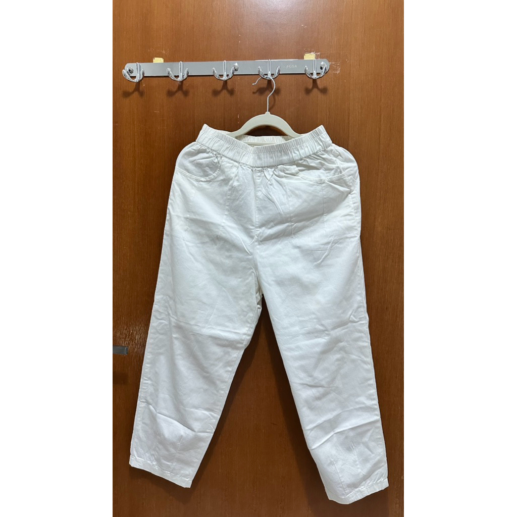 PRELOVED CELANA PUTIH PENCIL PANTS ENVYWEAR