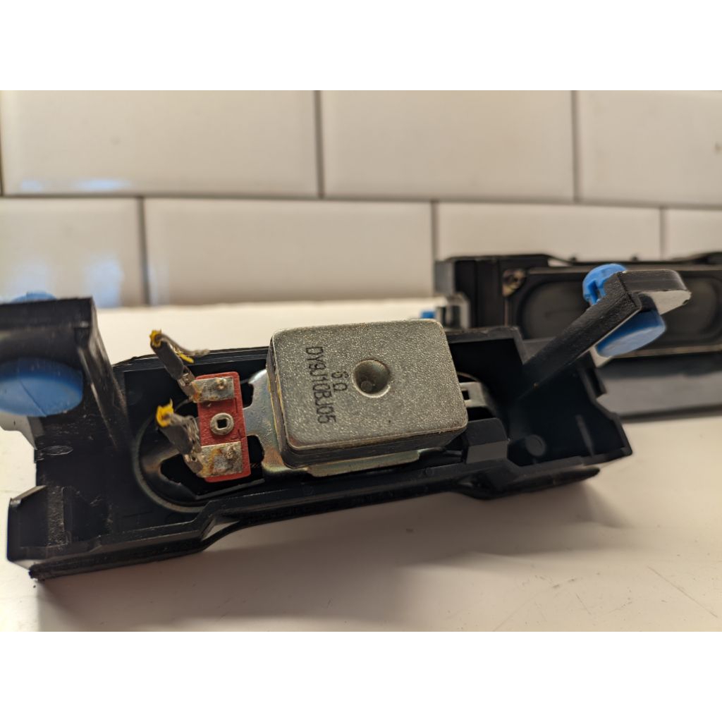 1 pasang speaker bekas tv samsung led