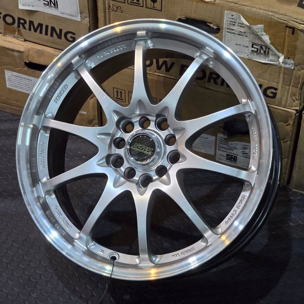 velg mobil ce28 ring 17 ssw original Thailand pcd 5x100 - 5x114,3 lebar 7,5 velg mobil r17 velg raci