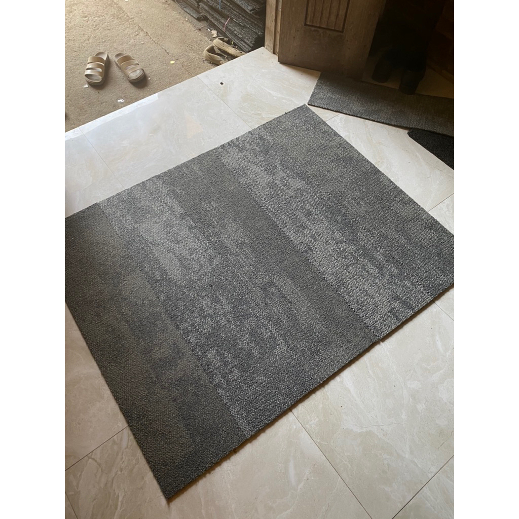 KARPET TILE SECOND MOTIF ABU