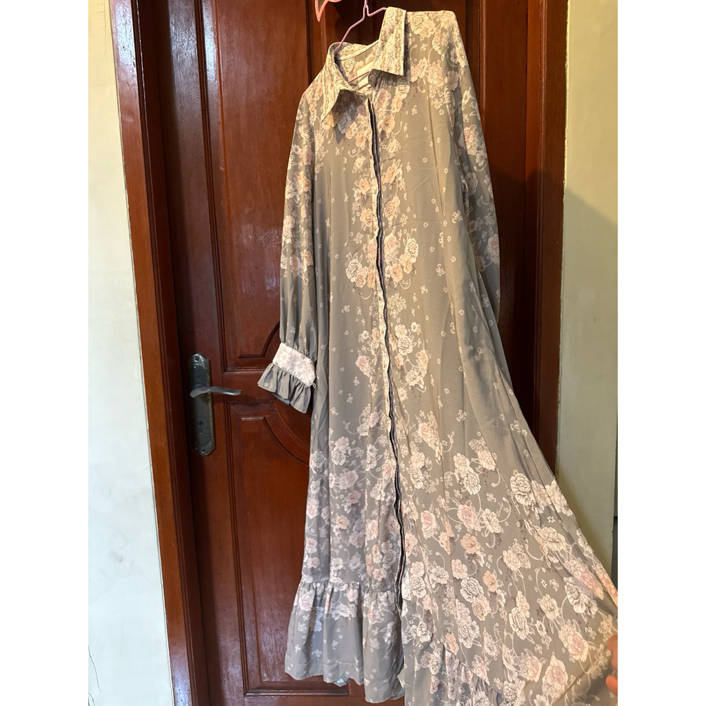 wearing klamby gamis preloved