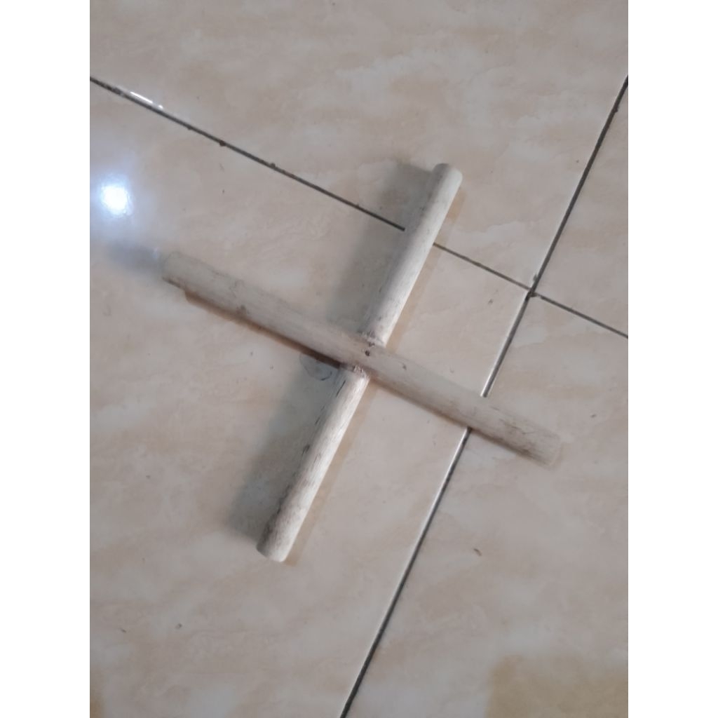 Gulungan benang layangan bahan kayu asli