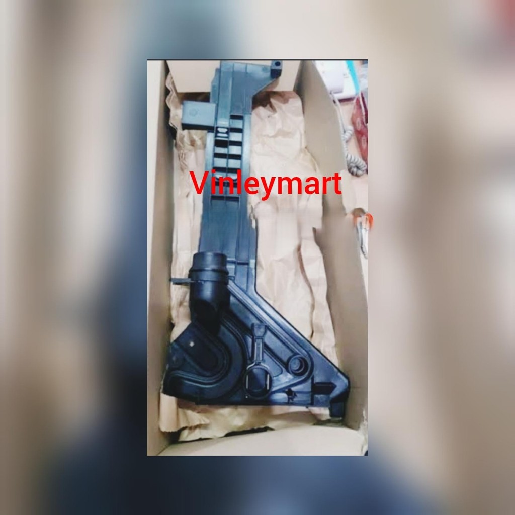 Breket tabung radiator E46