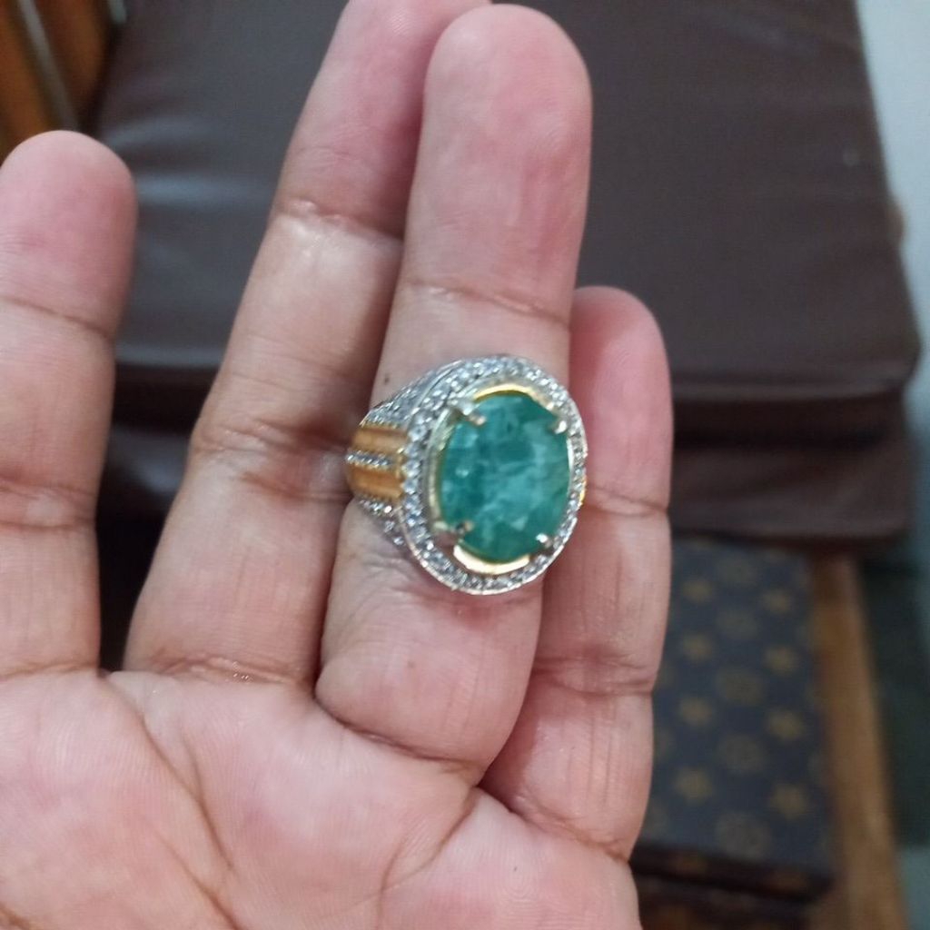 Natural Emerald Beryl zamrud ID CaRD