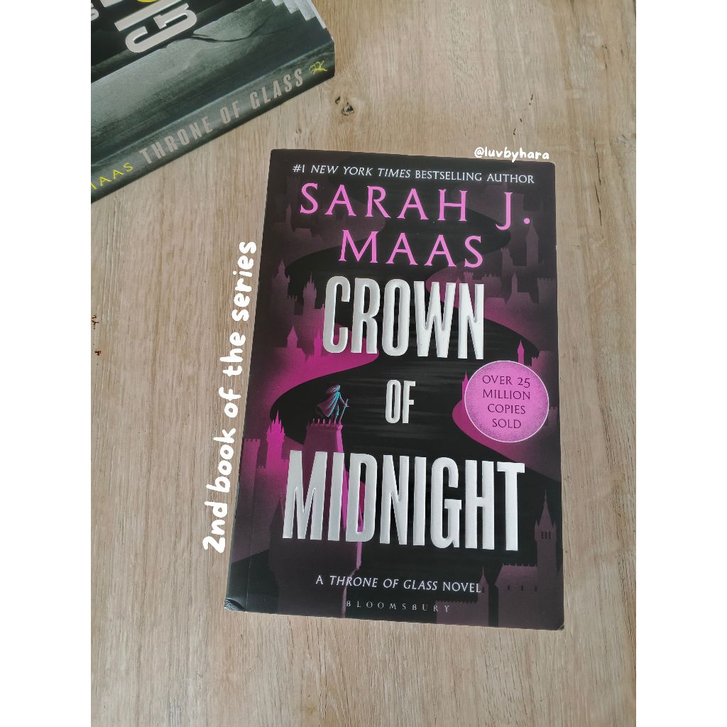Preloved - Novel Crown of Midnight by Sarah J Maas (Book 2 of Throne of Glass Series)