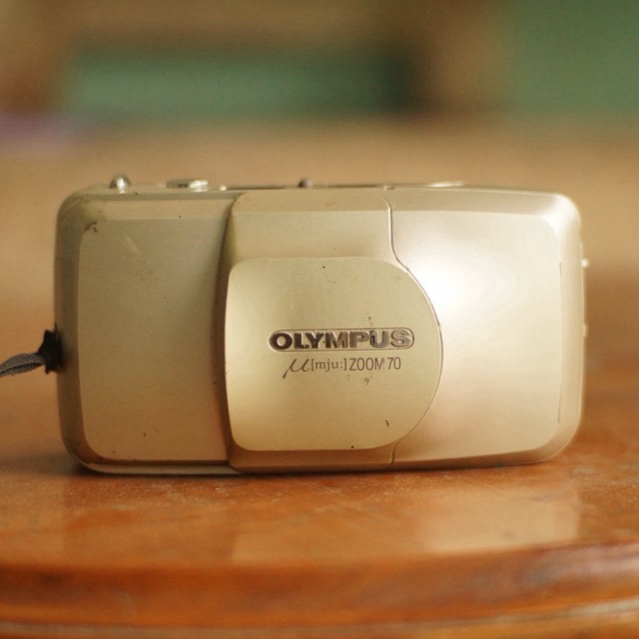 Kamera analog Olympus Mju zoom 70