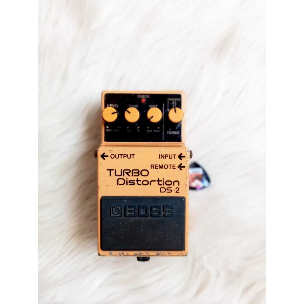 Boss DS 2 Turbo Distortion Efek Gitar Bass