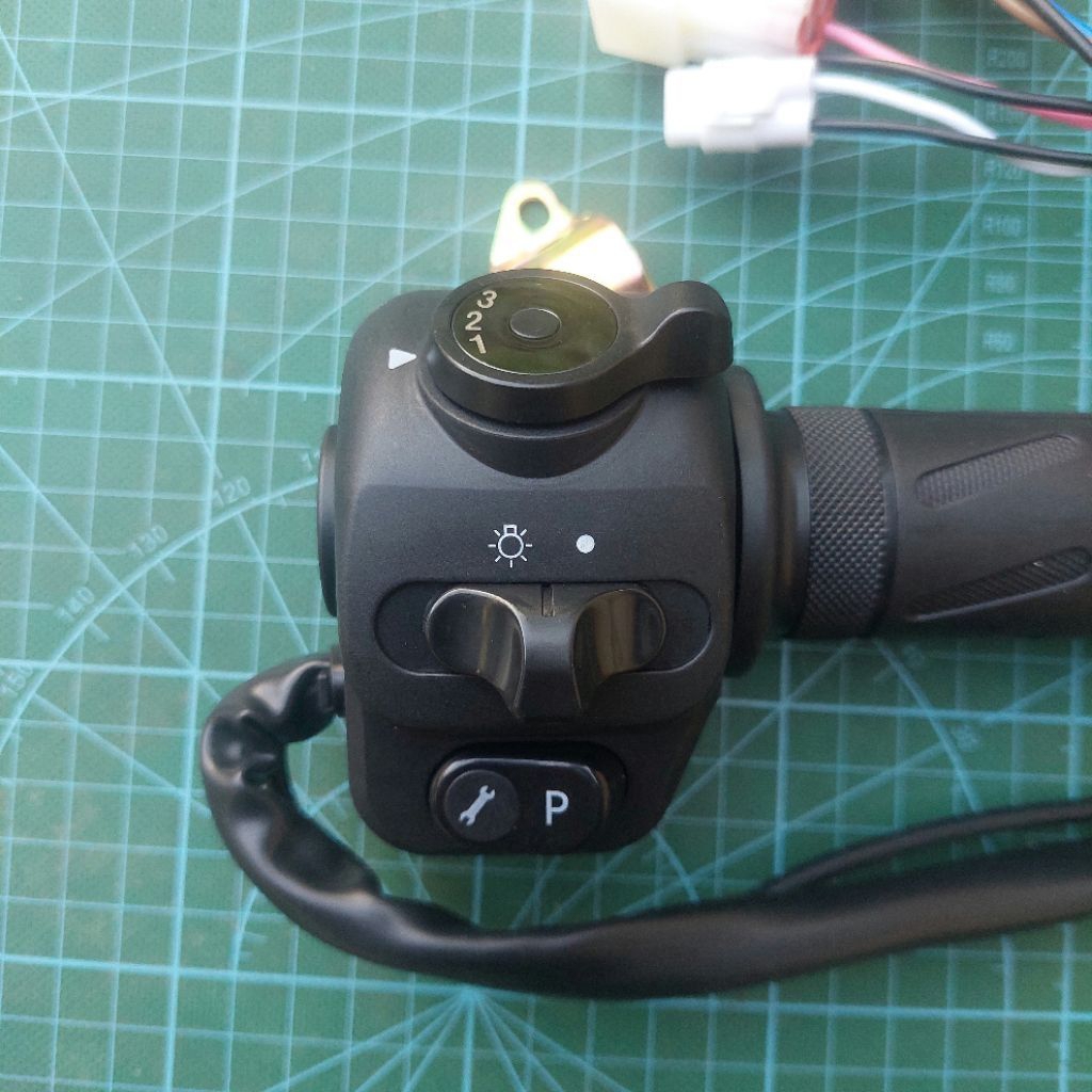 GAS SEPEDA/MOTOR LISTRIK VIAR ORIGINAL