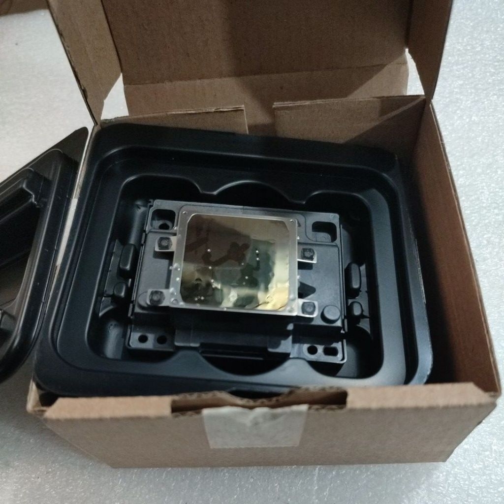Printhead Epson WF7511 WF3521 WF7011/ WF7511/ TX550 / TX600 TX960 WF-7511 WF-7011 New Original