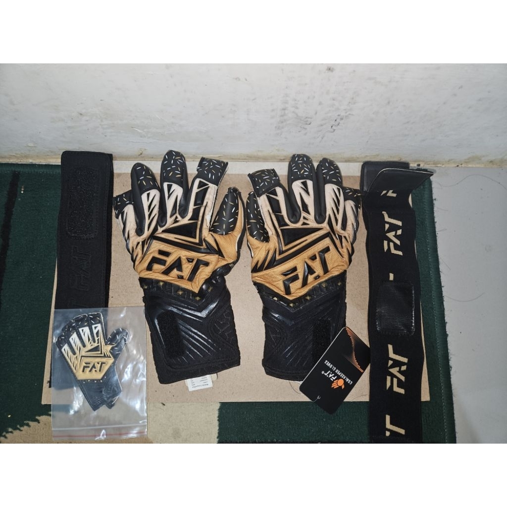 Sarung tangan glove kiper FAT Optimus New size 9