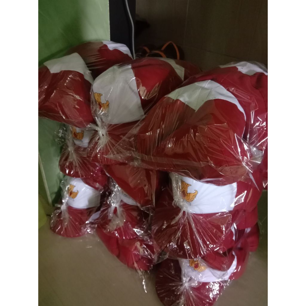 topi SD merah putih dan topi  SD merah merah
