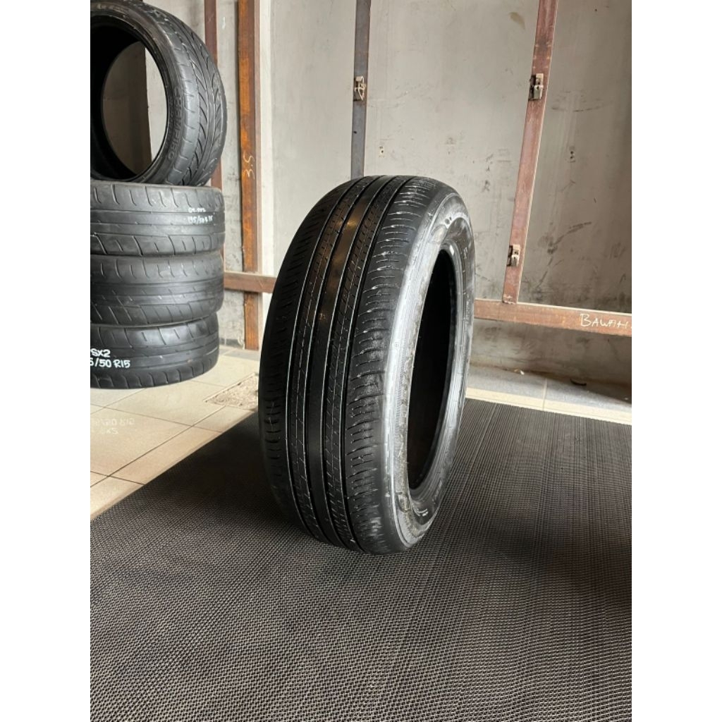 Ban seken dunlop sp 215 60 R17