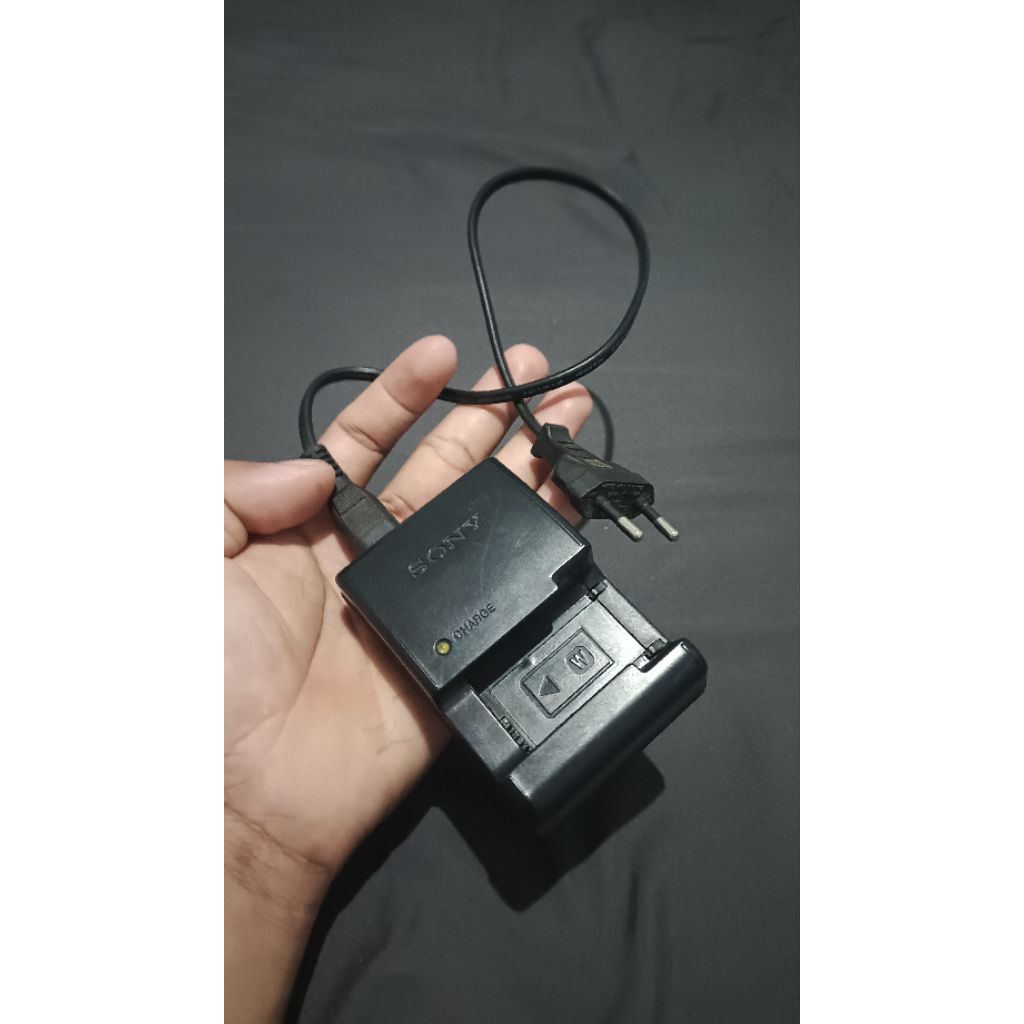 charger baterai kamera sony